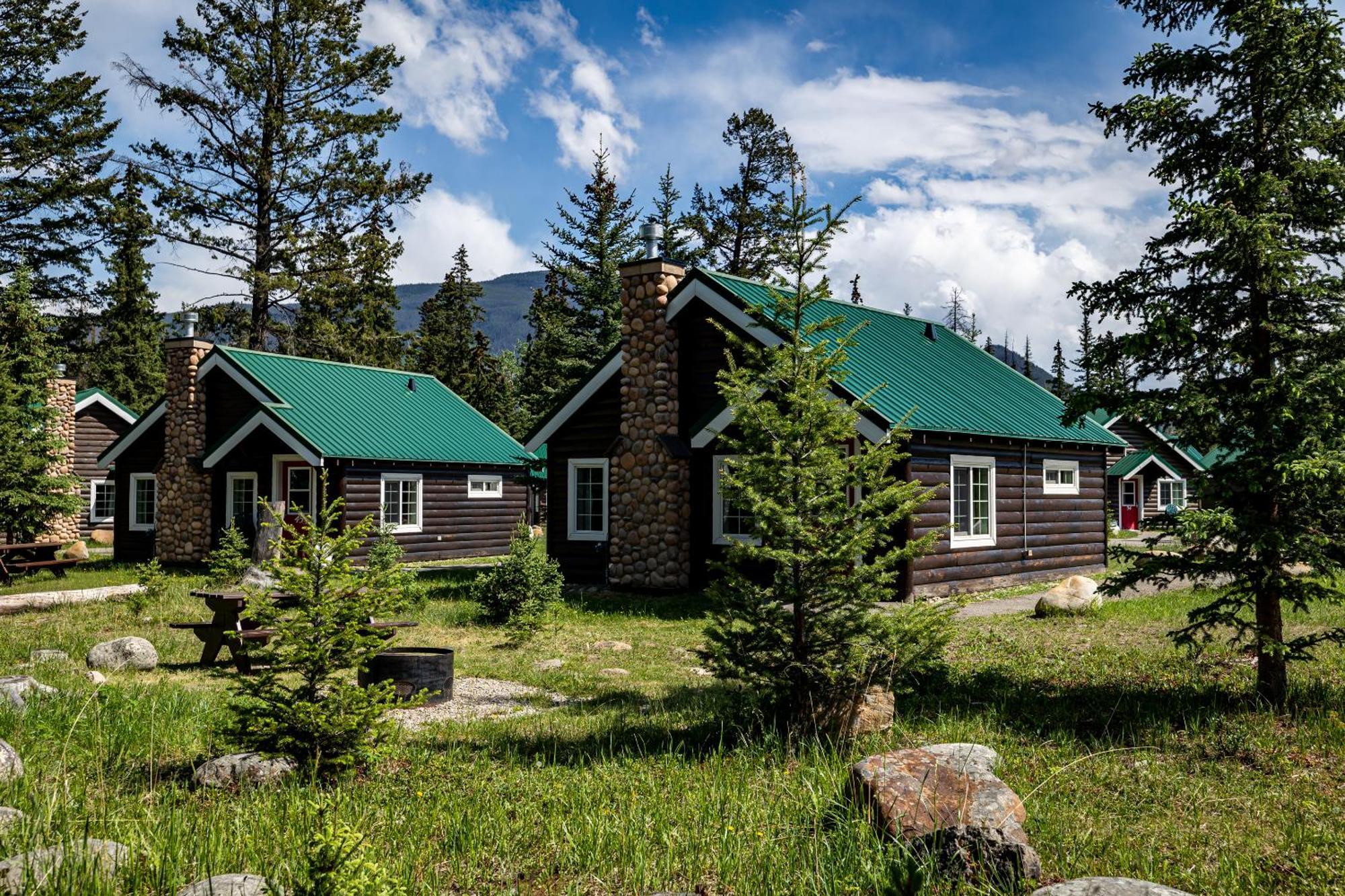 Pine Bungalows Jasper Eksteriør bilde